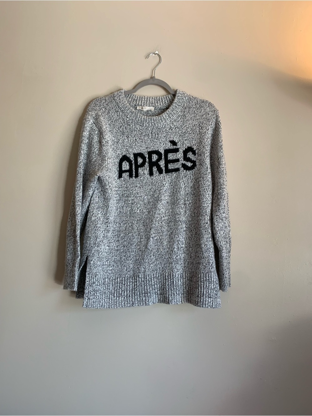 LOFT Gray Crewneck Sweater with Black APRÈS Lettering Winter Shirt Top Women S
